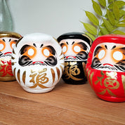 Grande Daruma Dourado