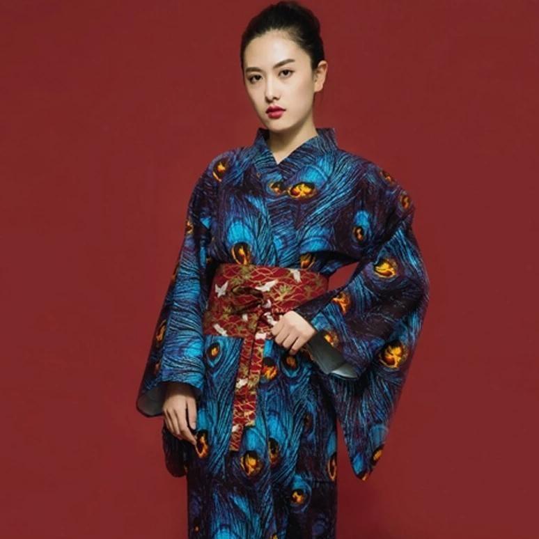 Kimono Japonais Femme - Plumes de Paon