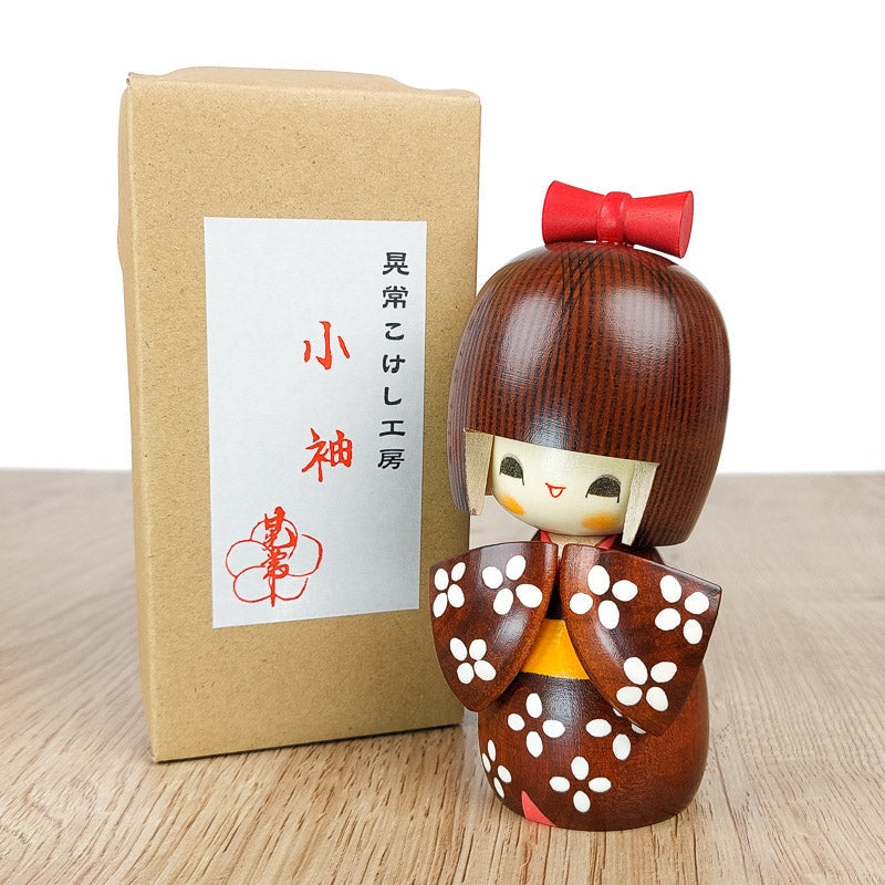poupee-kokeshi-kosode-522.jpg