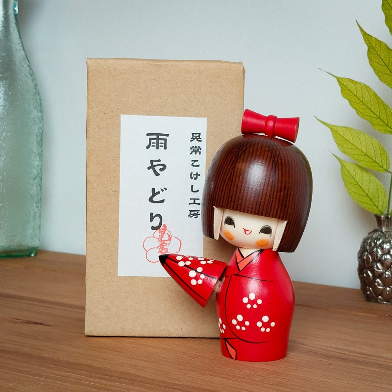 poupee-kokeshi-ombrelle-353.jpg